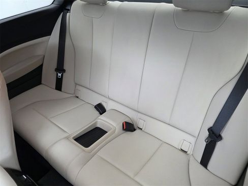 Used 2020 BMW 230i Coupe image 13