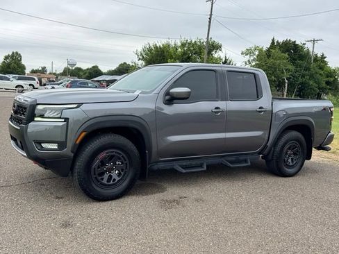 Used 2026 Nissan Frontier Pro-X w/ Tow Package RWD image 3