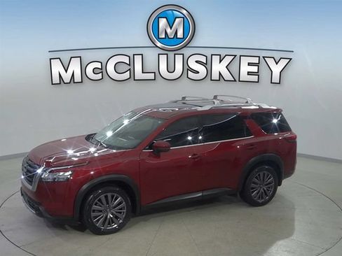 Used 2023 Nissan Pathfinder SL w/ SL Premium Package AWD/4WD image 1