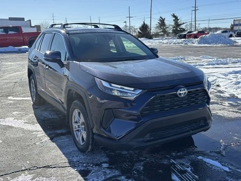 Used 2024 Toyota RAV4 XLE image 3