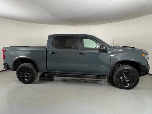 Certified 2025 Chevrolet Silverado 1500 ZR2 w/ Technology Package AWD/4WD image 11