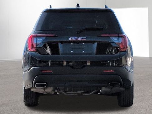 Used 2023 GMC Acadia SLT w/ Elevation Edition image 7