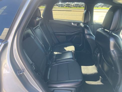 Used 2024 Ford Escape ST-Line image 33
