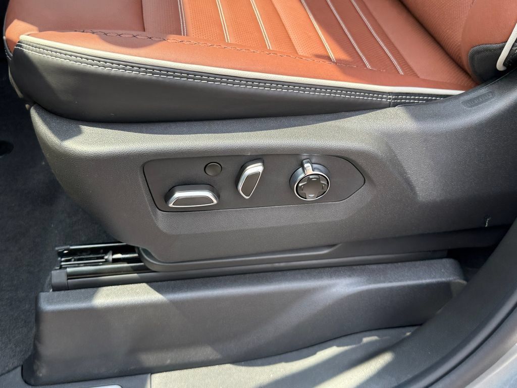 New 2026 GMC Sierra 1500 Denali Ultimate AWD/4WD image 12