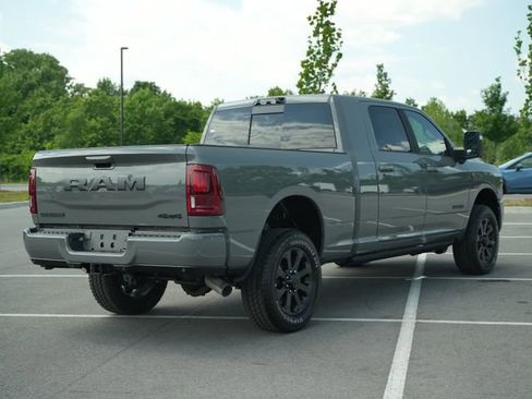 New 2026 RAM 2500 Laramie AWD/4WD image 7