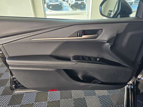 Used 2025 Toyota Camry SE image 19