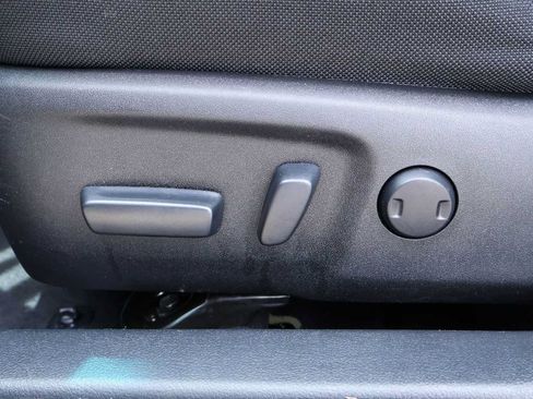 Used 2016 Toyota Camry LE FWD image 24
