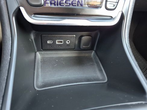 Used 2021 GMC Terrain SLE w/ Driver Convenience Package image 20