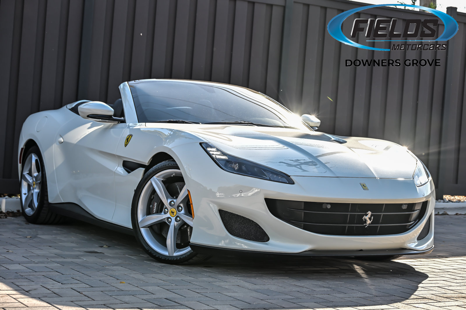 Used 2019 Ferrari Portofino RWD image 1