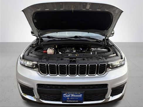 Used 2022 Jeep Grand Cherokee L Limited image 4