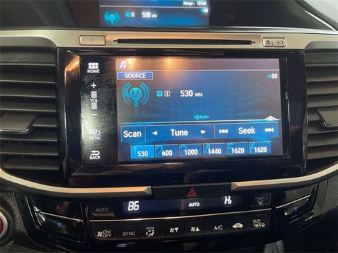 Used 2016 Honda Accord EX image 16