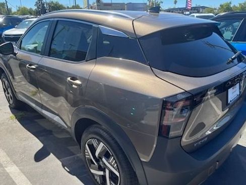 Used 2026 Nissan Kicks SV w/ Cold Weather Package FWD image 12