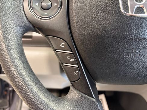 Used 2013 Honda Accord LX image 12