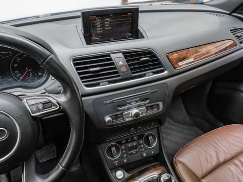 Used 2017 Audi Q3 2.0T Premium Plus w/ Premium Plus Package image 33