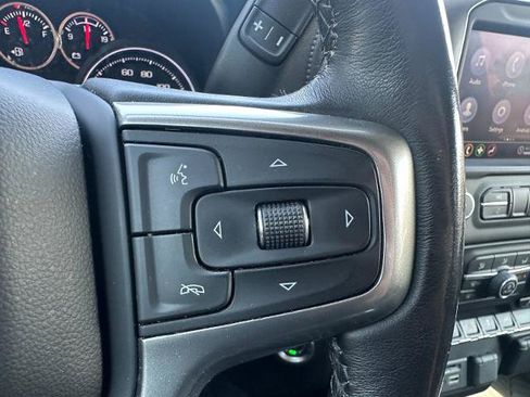 Used 2021 Chevrolet Silverado 1500 LT AWD/4WD image 31