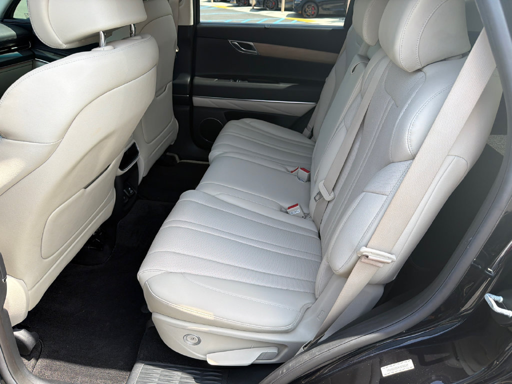 Used 2022 Genesis GV80 2.5T AWD/4WD image 23