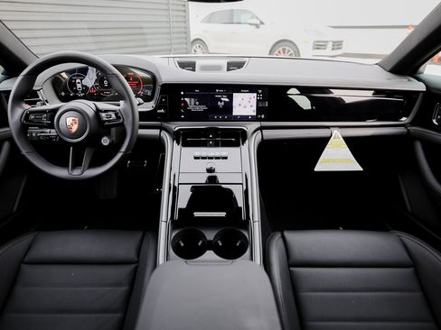 New 2026 Porsche Panamera 4 image 26
