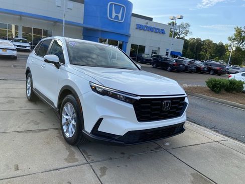 Used 2024 Honda CR-V EX image 2