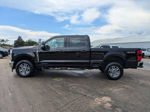 Used 2024 Ford F250 Lariat AWD/4WD image 7