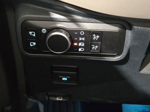 Used 2023 Ford Bronco Wildtrak image 28