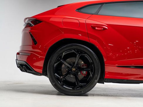 Used 2020 Lamborghini Urus AWD/4WD image 74