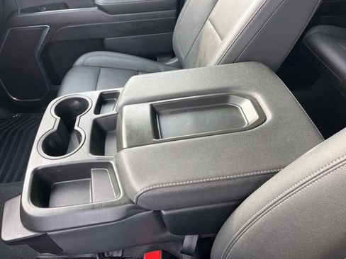 Used 2025 Chevrolet Silverado 2500 LT w/ Z71 Chrome Sport Edition image 35