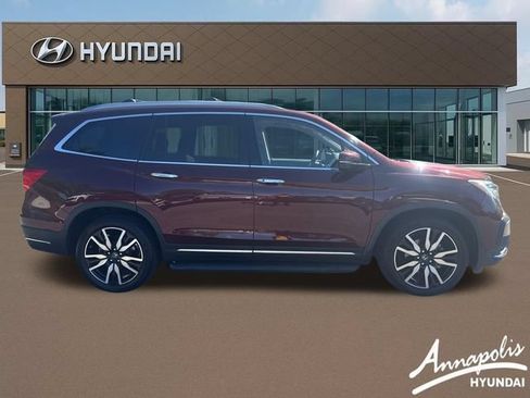 Used 2019 Honda Pilot Touring image 6