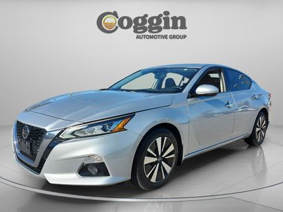 Used 2019 Nissan Altima 2.5 SV