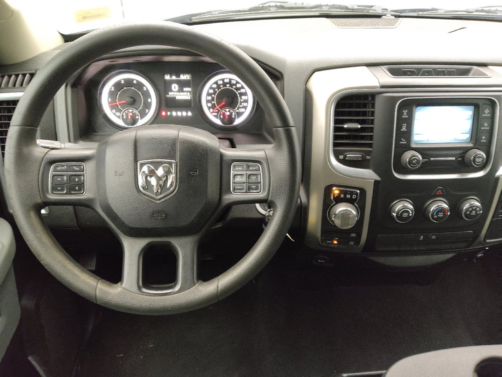 Used 2019 RAM 1500 Classic SLT AWD/4WD image 22