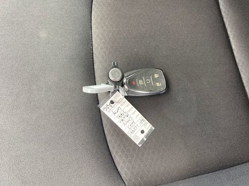 Used 2023 Chevrolet Malibu LT FWD image 33