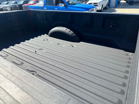 Used 2022 Ford F250 Lariat w/ Lariat Ultimate Package AWD/4WD image 9