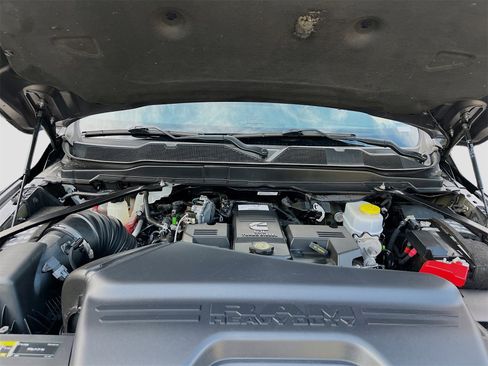 Used 2021 RAM 3500 Laramie w/ Cold Weather Group image 29