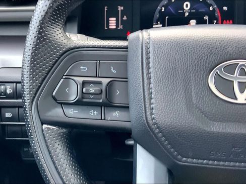 Used 2025 Toyota Tacoma SR5 image 23