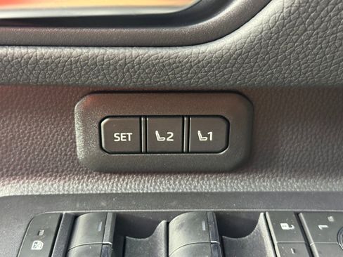 Used 2025 Toyota Land Cruiser w/ Premium Package image 19