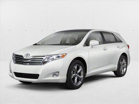 Used 2010 Toyota Venza FWD image 1
