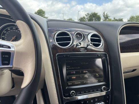 Used 2014 Bentley Flying Spur W12 AWD/4WD image 30