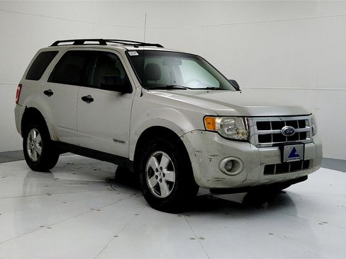 Used 2008 Ford Escape XLT image 1
