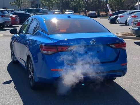 Used 2022 Nissan Sentra SV image 6