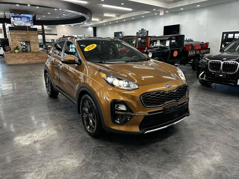 Used 2020 Kia Sportage S w/ S FWD Sunroof Package image 3