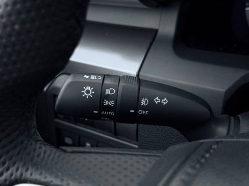Used 2025 Toyota Tacoma TRD Off-Road AWD/4WD image 26