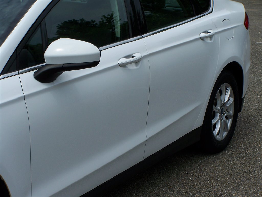 Used 2015 Ford Fusion S FWD image 16