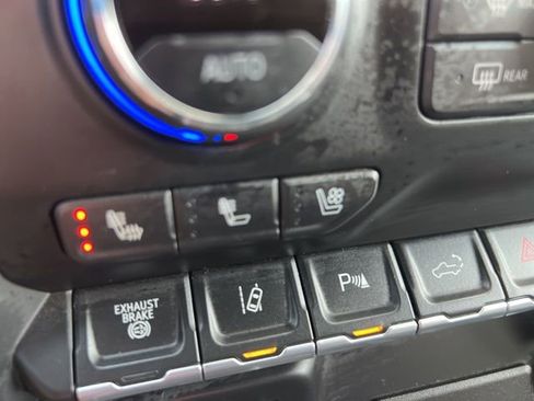 Used 2021 Chevrolet Silverado 3500 LTZ w/ LTZ Convenience Package image 36