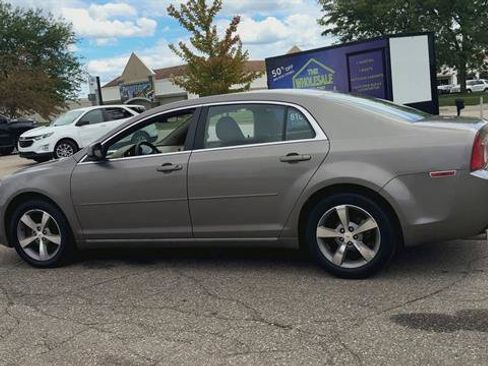 Used 2011 Chevrolet Malibu LT FWD image 6