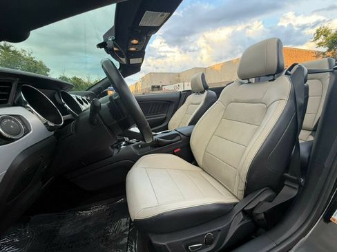 Used 2015 Ford Mustang GT Premium RWD image 20