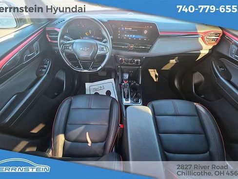 Used 2024 Chevrolet TrailBlazer RS image 12