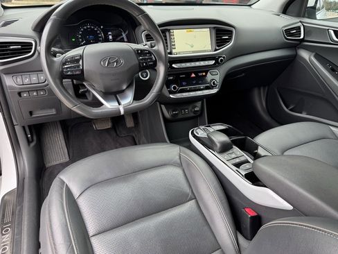Used 2017 Hyundai Ioniq Limited w/ Limited Ultimate Package 02 image 2