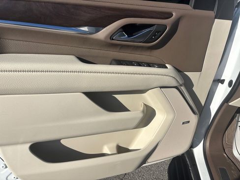 Used 2022 GMC Yukon Denali image 15