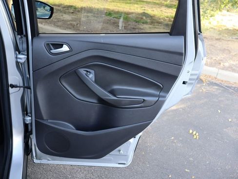 Used 2014 Ford Escape SE image 25