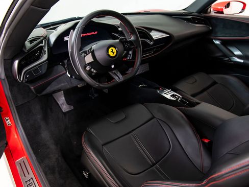 Certified 2021 Ferrari SF90 Stradale AWD/4WD image 4