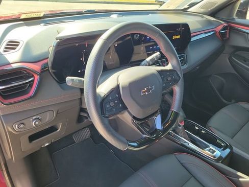 Certified 2025 Chevrolet TrailBlazer RS image 15